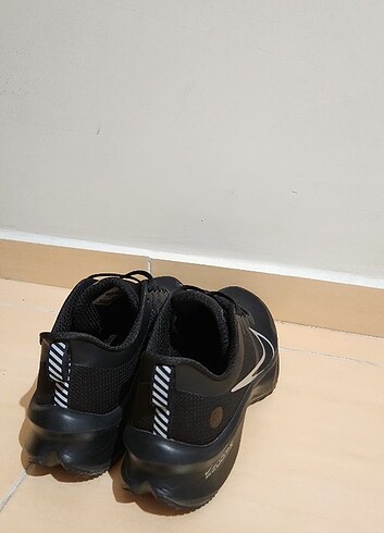 NIKE ZOOM X
