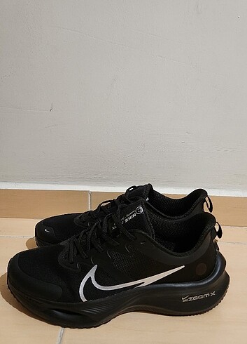 43 Beden NIKE ZOOM X