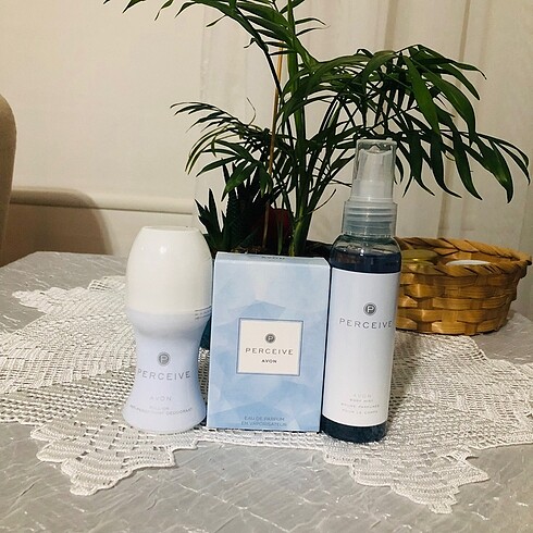 Avon perceive parfüm sprey Rollon