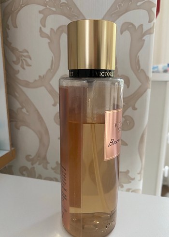 Orijinal Victoria's Secret Bare Vanilla Parfüm - Görsel 3