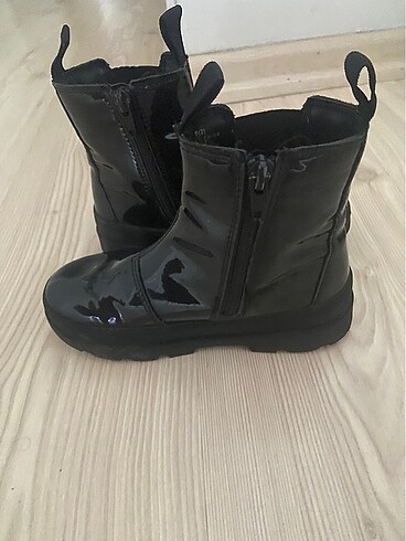 H&M Hm çocuk siyah bot