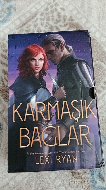  İçi boş yeminler - karmaşık bağlar kutulu set 