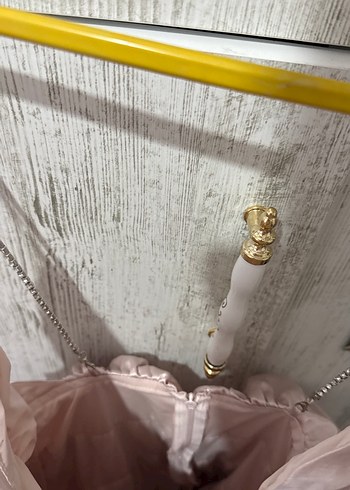 Pembe Parlak Mini Fırfırlı V Yaka Elbise - Görsel 4