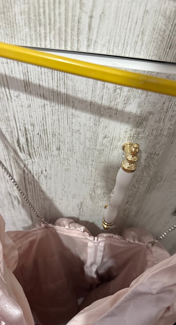 Pembe Parlak Mini Fırfırlı V Yaka Elbise - Görsel 4