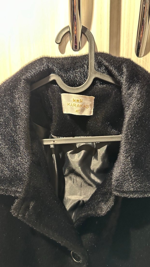 Siyah Düğmeli Midi Kadın Kaban - Görsel 2