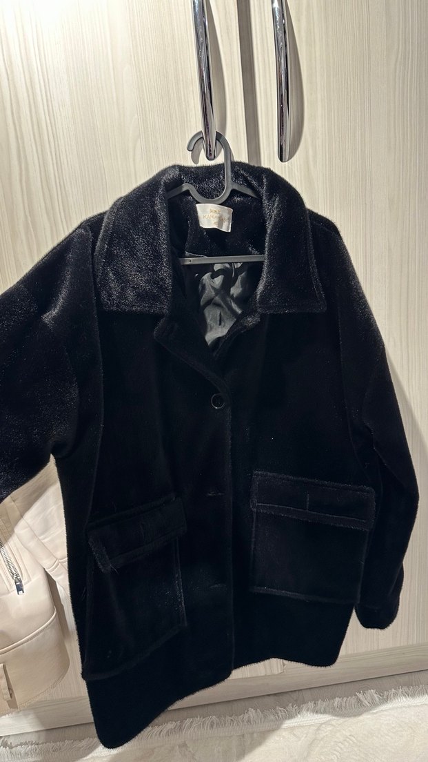 Siyah Düğmeli Midi Kadın Kaban - Görsel 3