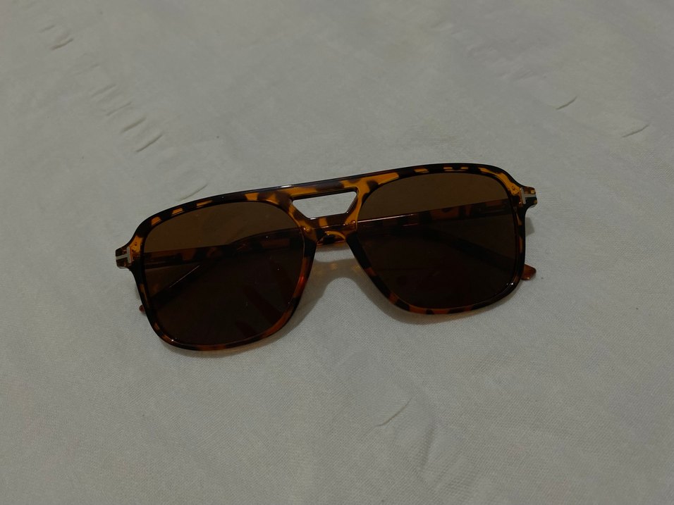 Kahverengi Şeffaf Kadın Güneş Gözlüğü - Görsel 2