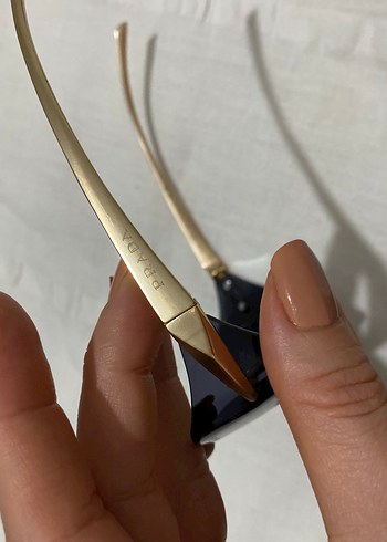 Prada Parlak Altın Kadın Güneş Gözlüğü - Görsel 4