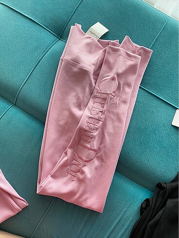 Dior Tayt