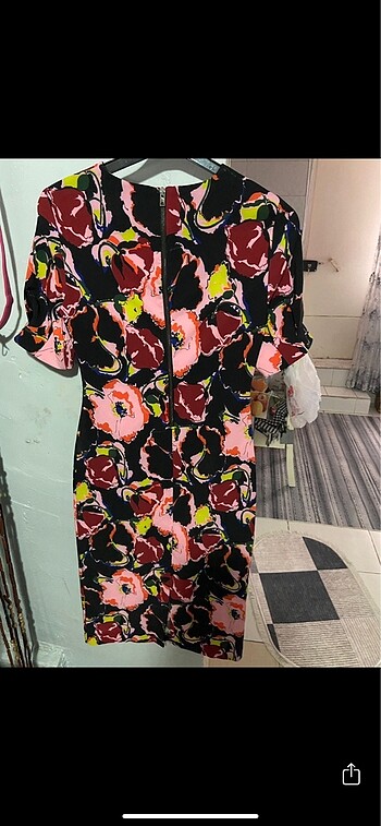 m Beden çeşitli Renk Zara çiçekli elbise