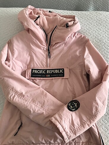Pull and Bear Pull and Bear mont