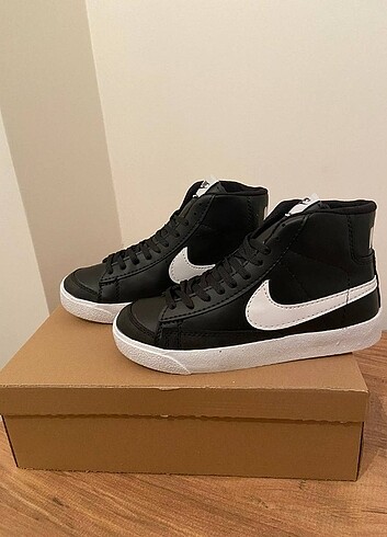 Nike blazer Siyah Unisex spor ayakkabı 