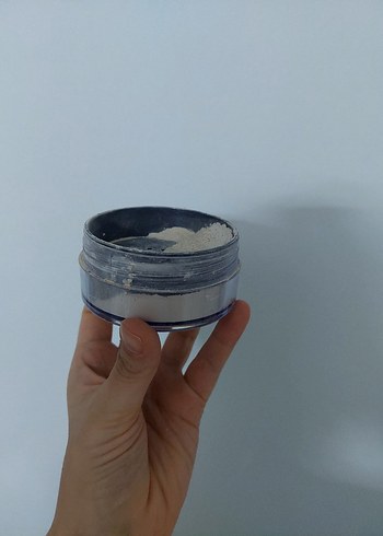 Açık Bej Renkli Pudra - Görsel 3