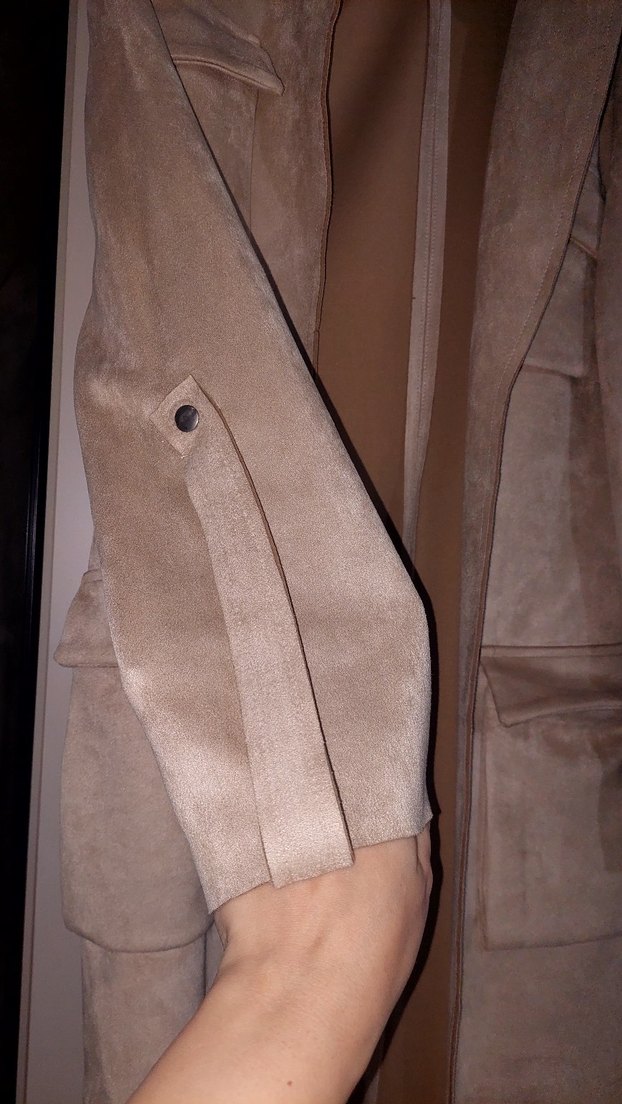 Bej Süet Uzun Boy Kemerli Kadın Trençkot - Görsel 2