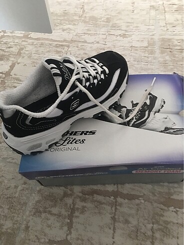 Skechers d?lites