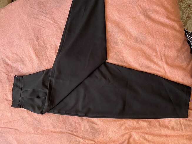 Trendyol & Milla Şalvar model kumaş pantolon