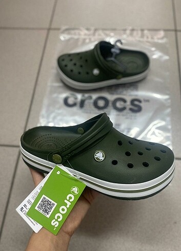 Haki Crocs 