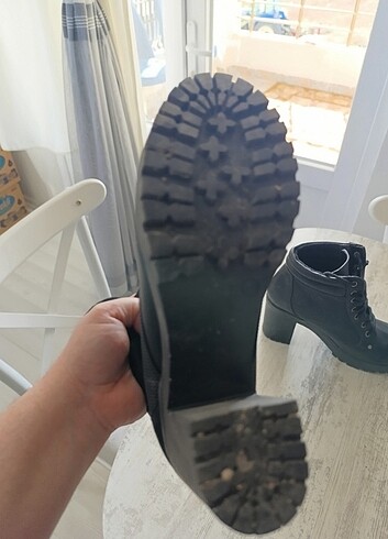 Topuklu Kislik Bot - Görsel 2