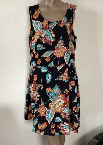 Çiçek Desenli Kolsuz Mini Elbise 44-46 - Görsel 5