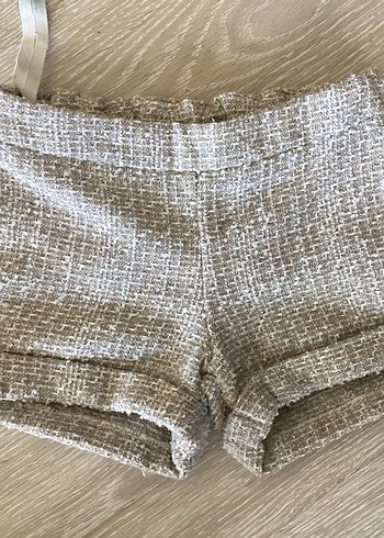 Benetton tuvid şort 7-8 yaş - Görsel 5