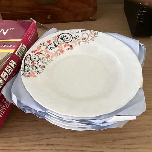 Kütahya Porselen 6 adet yemek tabağı