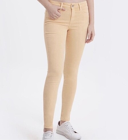 Reiss skinny 36