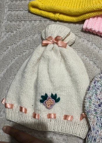 Bej Örgü Kadın Bere Ponponlu - Görsel 5