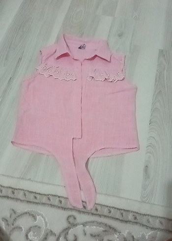 Kızlar için Dantel Detaylı Pembe Kolsuz Gömlek