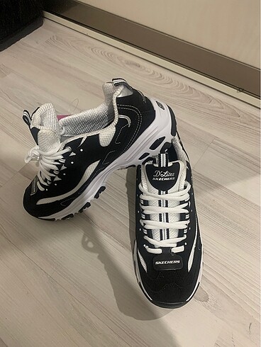39 Beden Orijinal skechers spor ayakkabı
