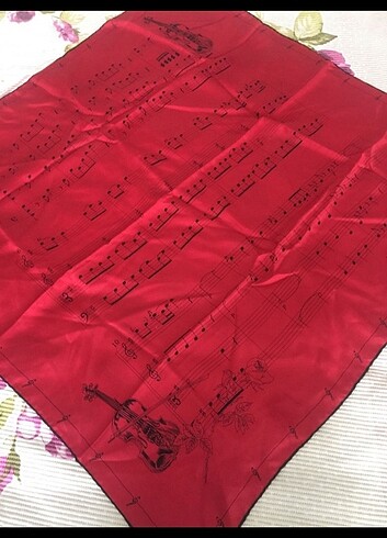 Armine İpek eşarp 