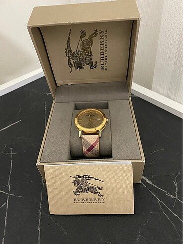 Burberry kadın saat