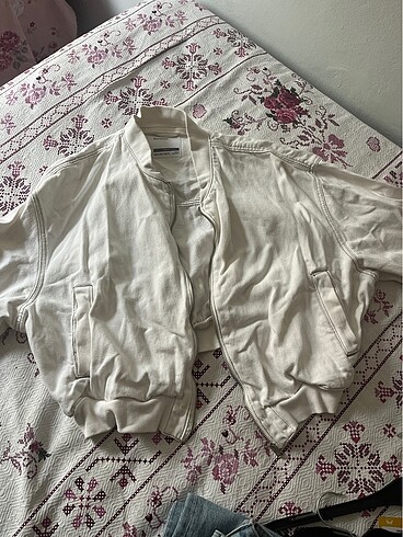 BERSHKA denim ceket
