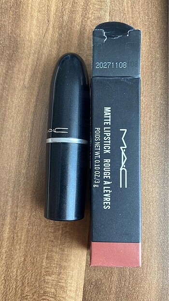 İthal mac ruj 617