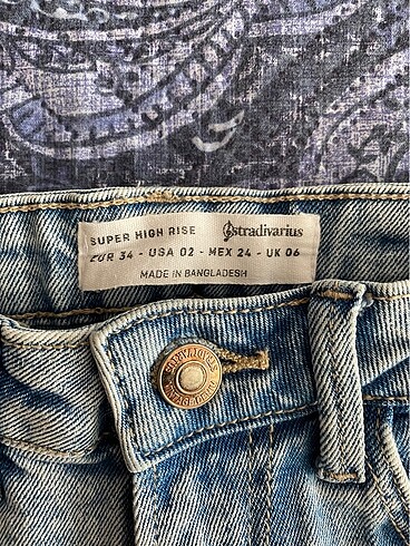 Stradivarius Stradivarius kot şort