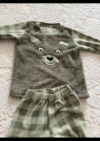 Gri Çocuk Polar Pijama Takımı iki defa yıkandı sayılı giyildi - Görsel 2