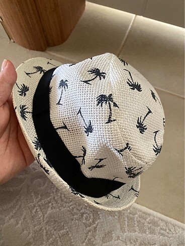 LC Waikiki Erkek çocuk hasrır şapka