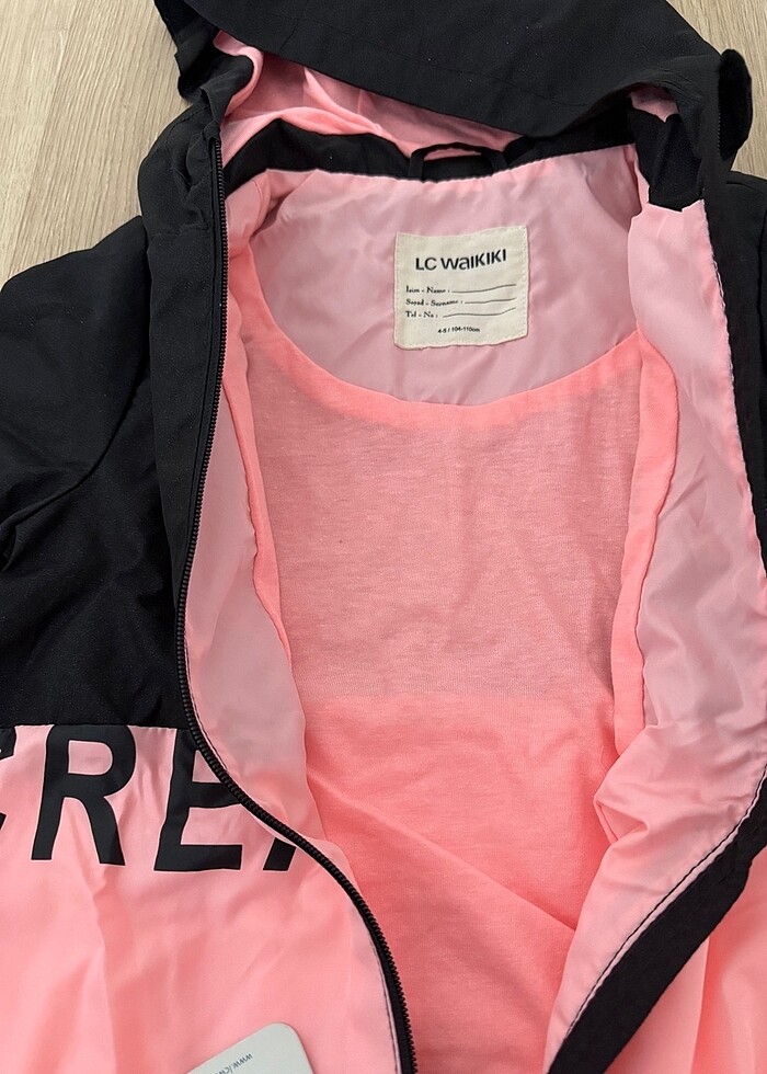 Çok şık siyah tarafı kendinden simli - Görsel 2