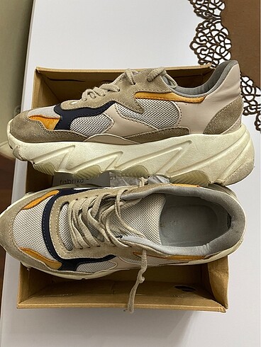 37 Beden Fabrika kadın sneaker ayakkabı