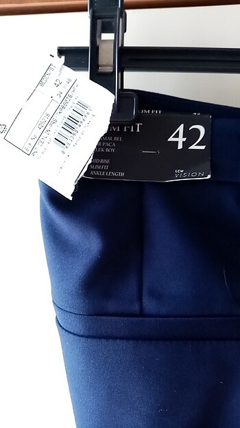 SLIM FIT PANTOLON