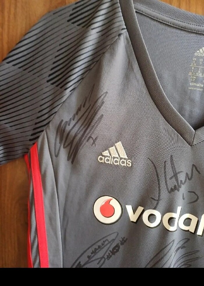 İmzali Beşiktaş forma - Görsel 3