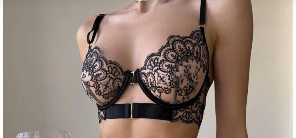 İşlemeli Siyah Gotik Sütyen - Görsel 3