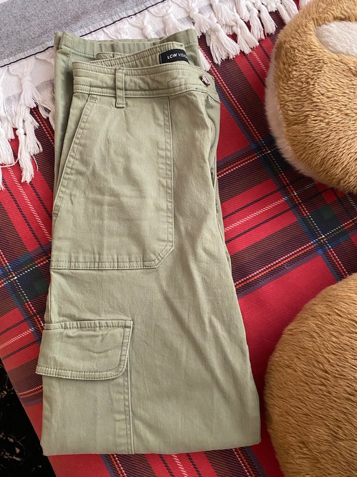 Kadın soft yeşilimsi pantolon - Görsel 4