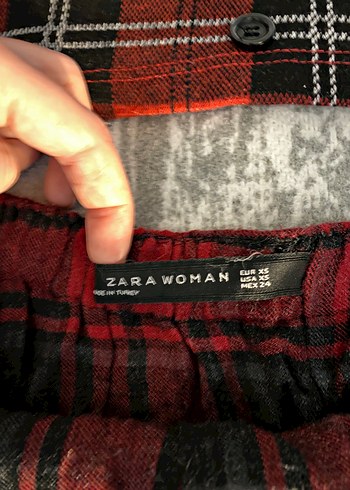 Düğmeli Kırmızı Ekose Mini Etek,Crop - Görsel 4