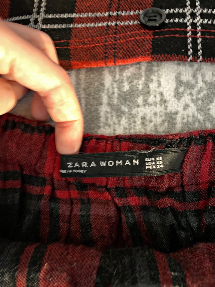 Düğmeli Kırmızı Ekose Mini Etek,Crop - Görsel 4