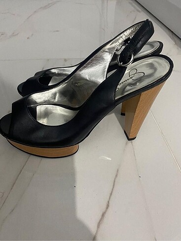 Jessica Simpson topuklu ayakkabı