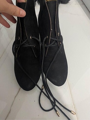 38 Beden Zara bot