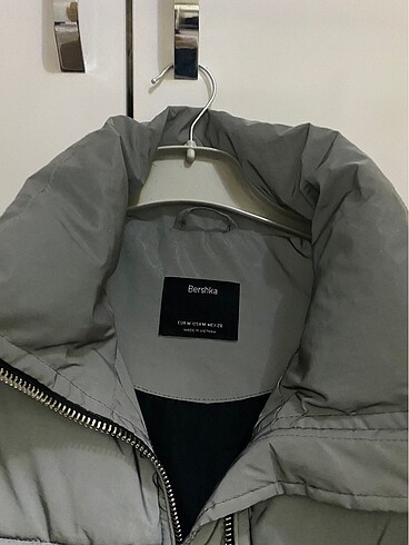 Bershka Şişme kısa mont