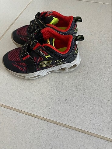 24 Beden bordo Renk Skechers 24