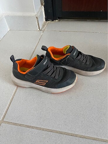 28 Beden Skechers 28