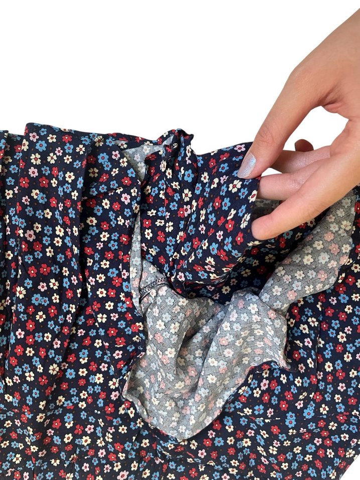 Çiçek Desenli Mini Fırfırlı Şort Etek - Görsel 3